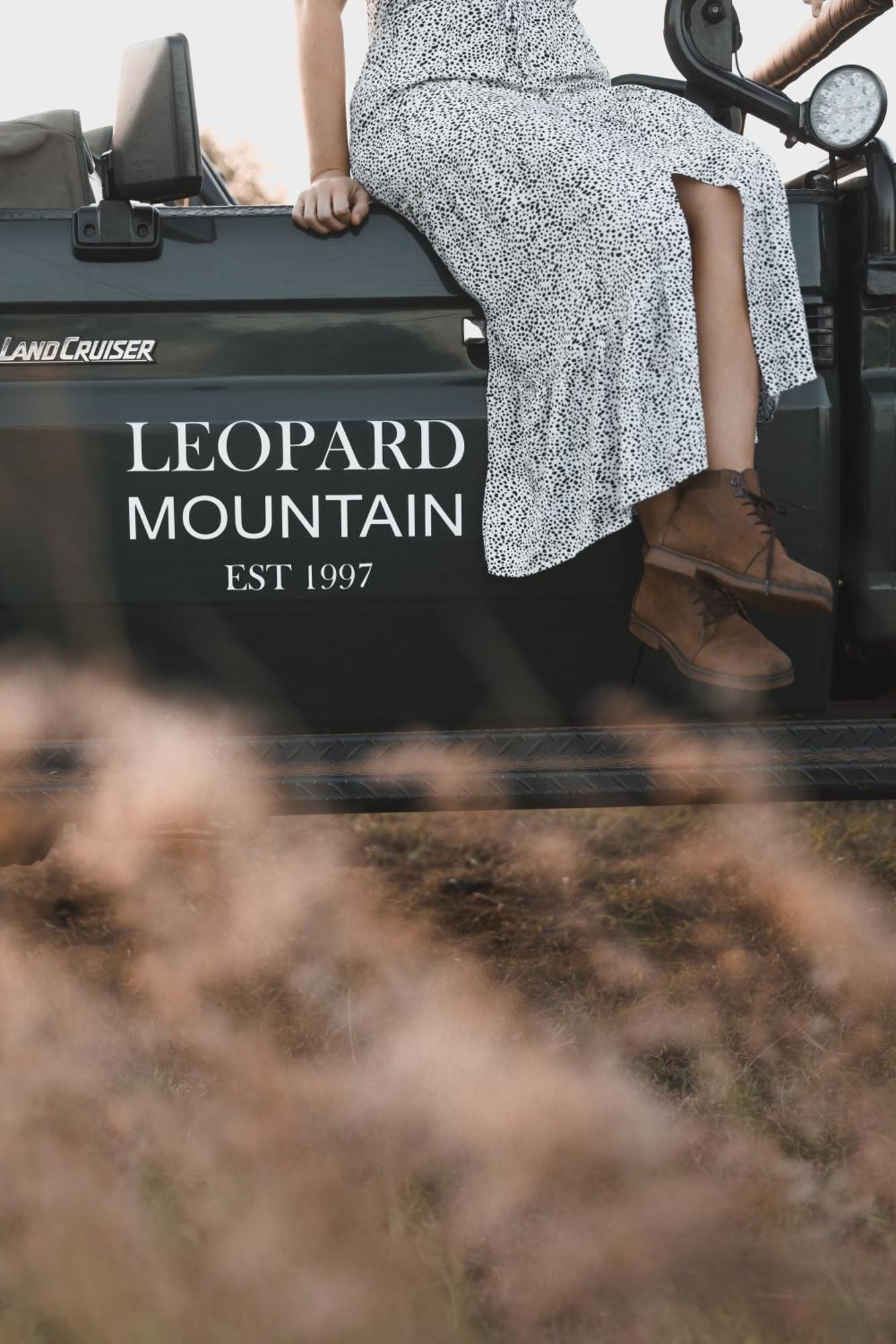 Leopard Mountain Safari Lodge Manyoni Private Game Reserve Экстерьер фото