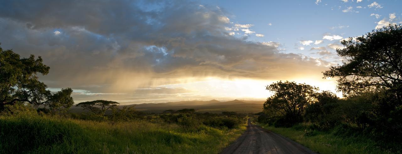 Leopard Mountain Safari Lodge Manyoni Private Game Reserve Экстерьер фото
